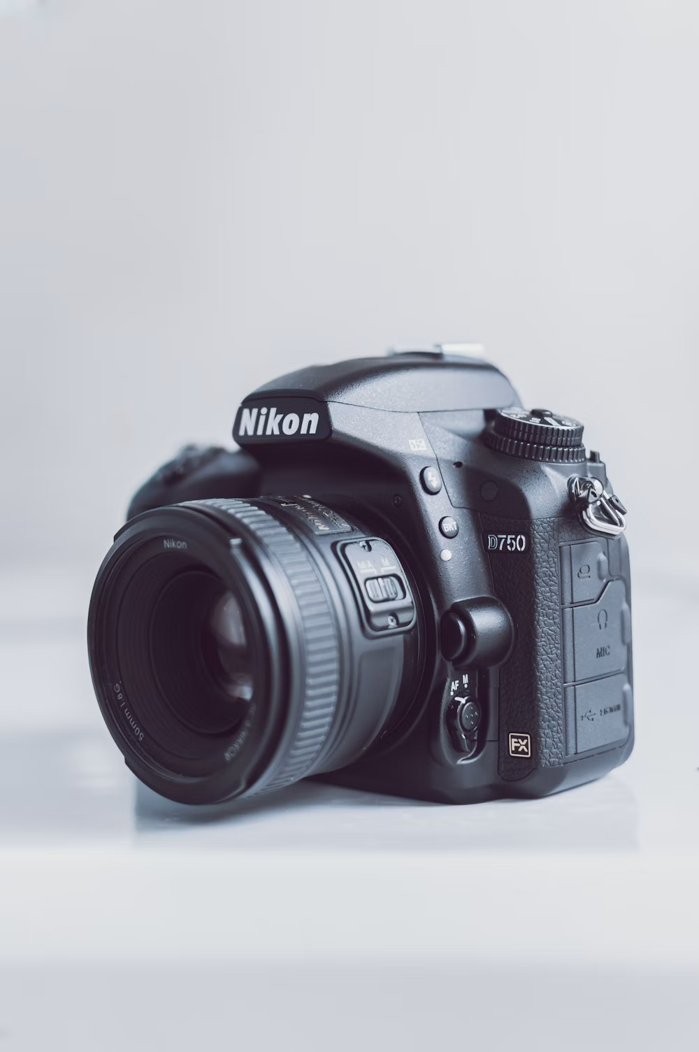 Sigma 24-70mm f/2.8 DG DN II Art Lens